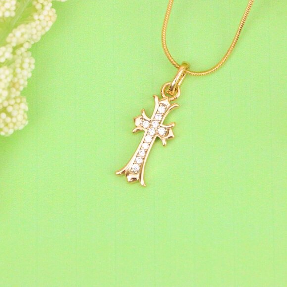 "Elegant Rose Gold Cross Pendant with Sparkling Accents, XPPT1629 - Picture 10 of 13